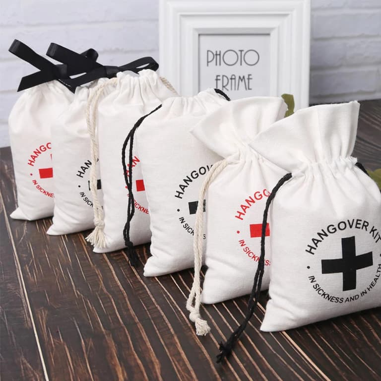 Kit de Resaca: 100 Bolsas de Algodón Personalizables