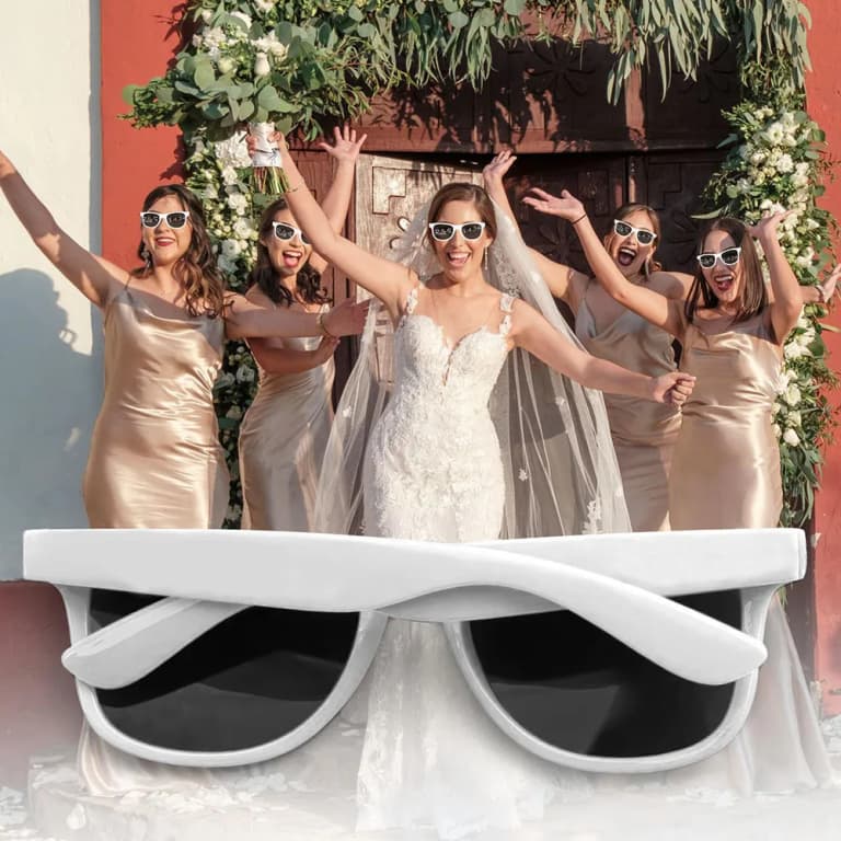Gafas de sol personalizadas para bodas y cumpleaños
